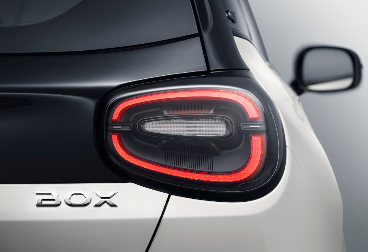 right_rear_light